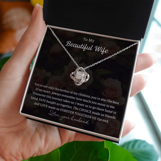 Beautiful Wife - Love Knot Necklace š